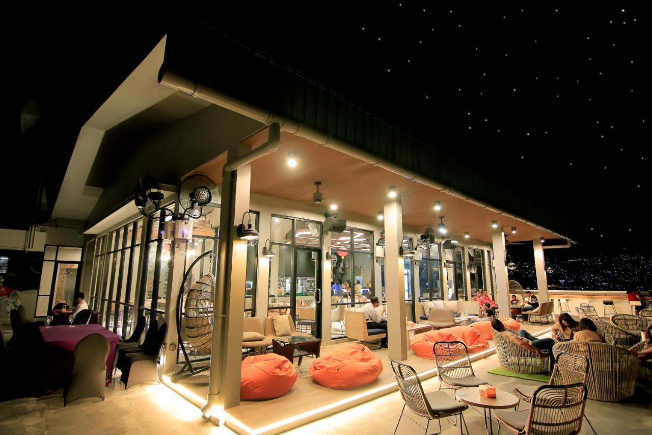Swiss-Belhotel Ambon Exterior foto