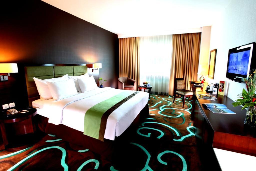 Swiss-Belhotel Ambon Exterior foto
