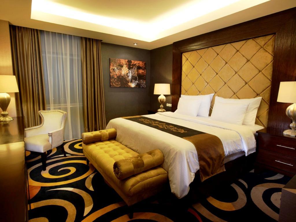 Swiss-Belhotel Ambon Exterior foto